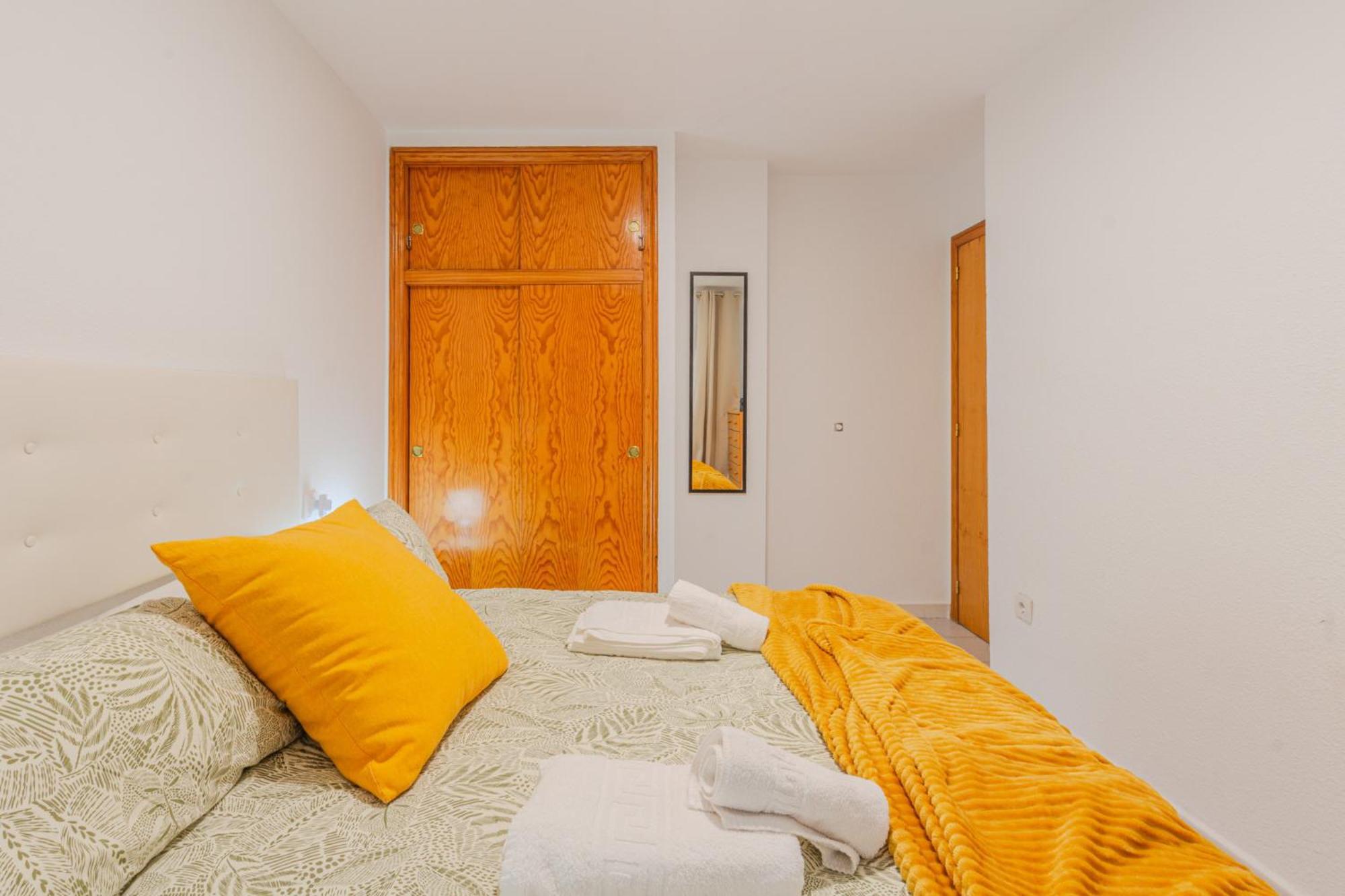 Menabrea Holiday House Near The Beach And Airport Santa Pola Zewnętrze zdjęcie